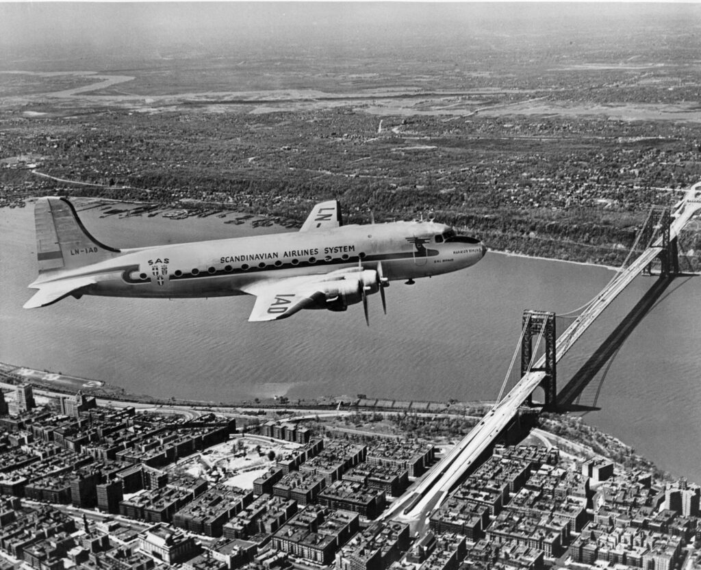 SAS, DC-4, New York