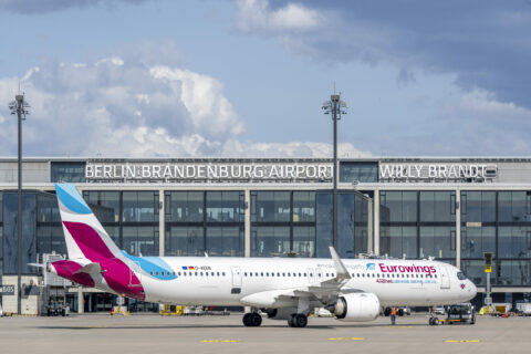Wegen eines Streiks steht der Flughafen BER heute still.