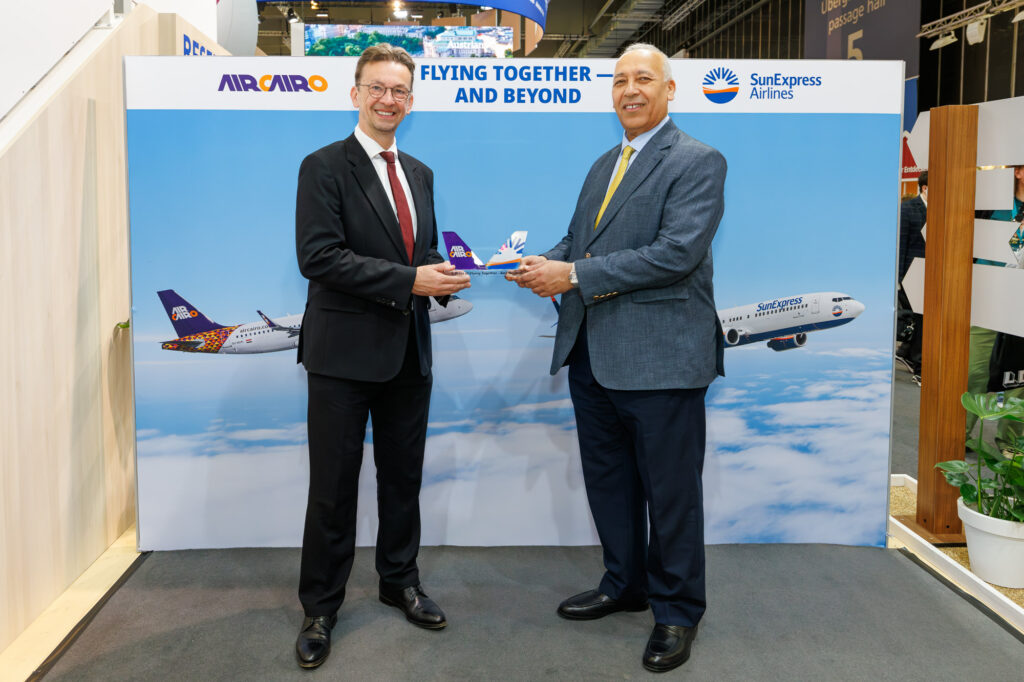 Vertraglich verlängerte Partnerschaft zwischen SunExpress und Air Cairo.