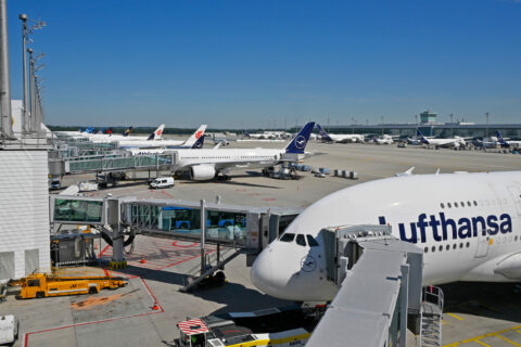 Die Absenkung der Luftverkehrssteuer soll die Airlines entlasten. Doch reicht dieser Schritt?