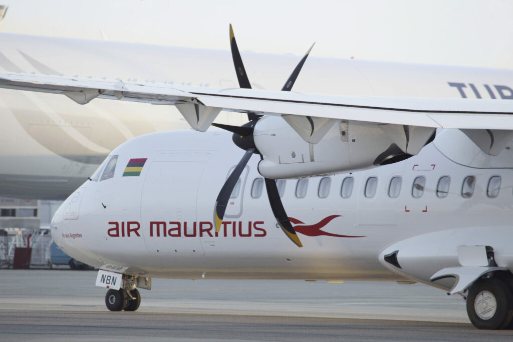 Air Mauritius betreibt aktuell vier Maschinen der ATR 72-500/600 auf ihren regionalen Strecken, die Inselbewohnern wie Touristen Konnektivität bieten.