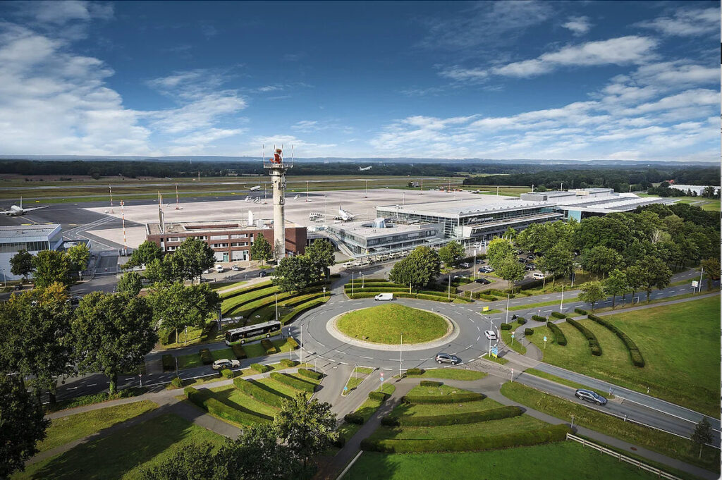 Luftbildaufnahme Flughafen Münster/Osnabrück.
