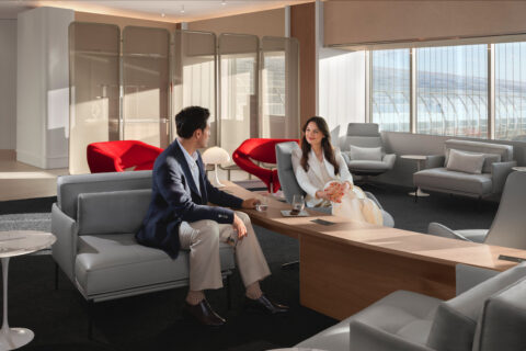 Air France präsentiert jetzt ihre völlig neugestaltete First-Class-Lounge im Terminal 2E in Paris- Charles de Gaulle.