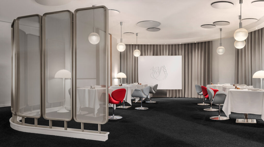 First-Class-Lounge Air France Diningbereich.