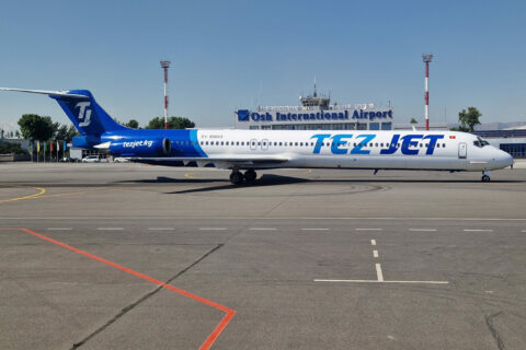 Bei einem Start kollabierte am 7. Juli das Fahrwerk der MD-83 der TezJet. 