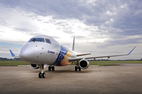 E175 von Embraer.