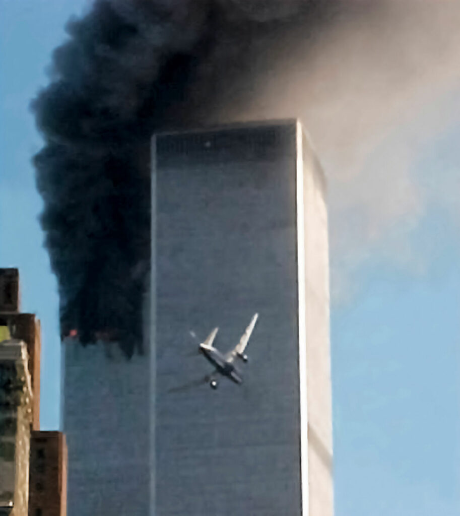 Flugzeug fliegt in zweiten Turm