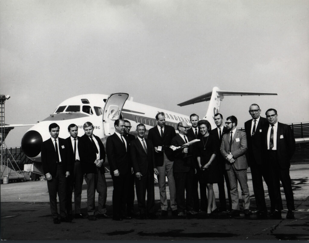 SAS, DC-9-21
