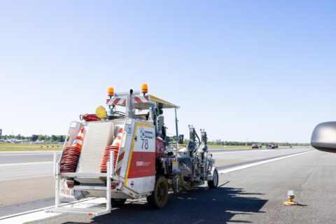 Pistensperrung am Hamburg Airport.
