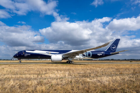 Lufthansa bereitet sich auf die Inbetriebnahme ihrer ersten A350-1000 vor. Deren Erstflug wird Anfang Dezember von München nach Tokio-Haneda führen.